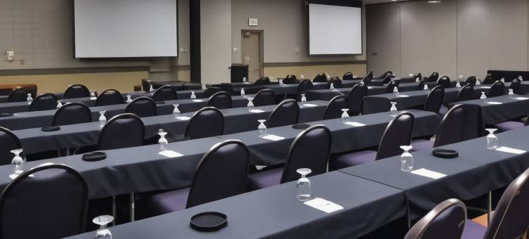 丹佛中央公园希尔顿安泊套房酒店(Embassy Suites by Hilton Denver Central Park)图片