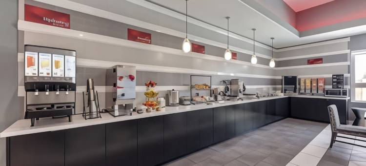 普夫卢格维尔贝斯特韦斯特优质套房酒店(Best Western Plus Pflugerville Inn  Suites)图片