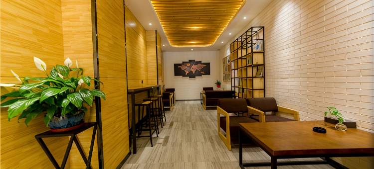 尚客优精选酒店(石家庄高新区火炬广场地铁站店)图片