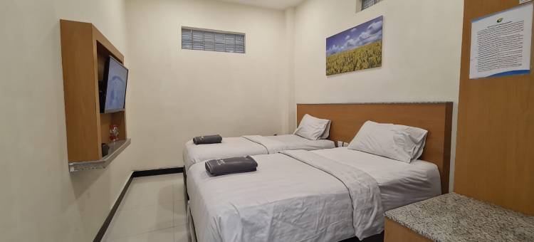 瓦鲁伦巴伦巴酒店(LUMBA LUMBA INN WARU)图片