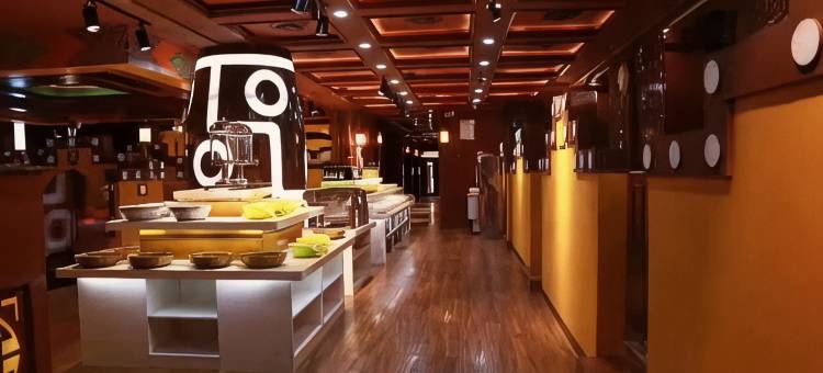玛沁岭格尔大酒店图片