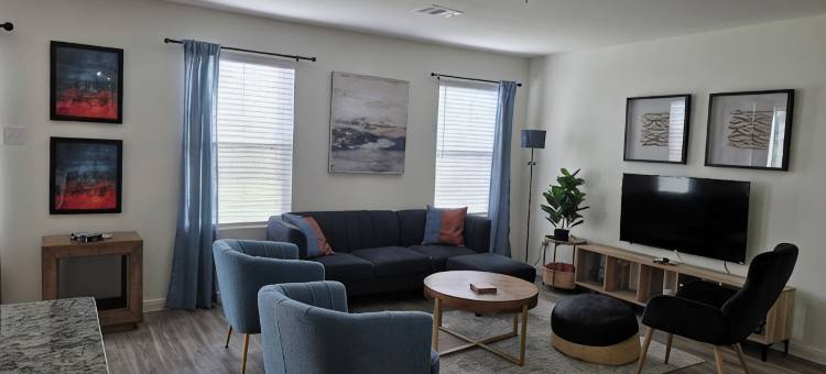 Spacious 5-bedroom house with AC, WiFi minutes from Texas A&M University图片