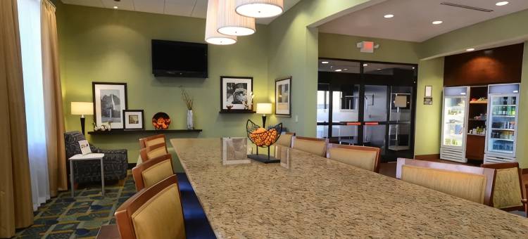 海波因特欢朋酒店(Hampton Inn High Point)图片