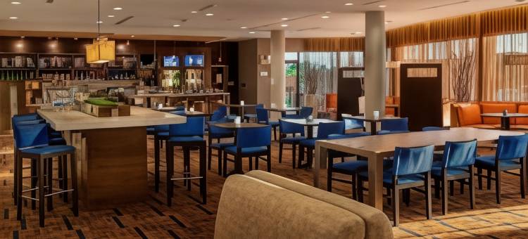印第安纳波利斯诺伯斯维尔万怡酒店(Courtyard Indianapolis Noblesville)图片