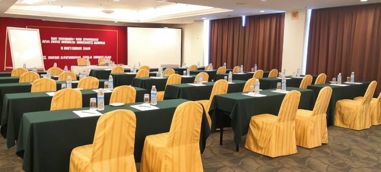 瓜拉丁加奴大洲酒店(Hotel Grand Continental Kuala Terengganu)图片