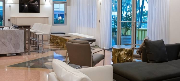 莱斯利酒店(Leslie Hotel Ocean Drive)图片