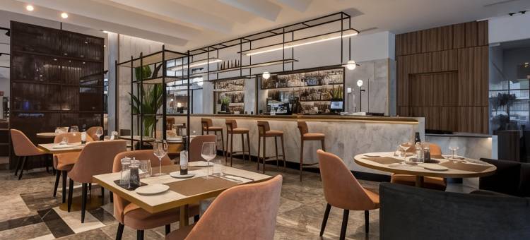 吉拉尔达中心酒店(Hotel Giralda Center)图片