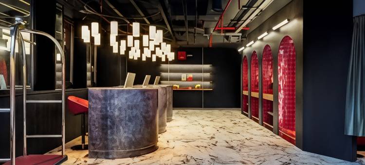 丽笙红-马德里(Radisson Red Madrid)图片