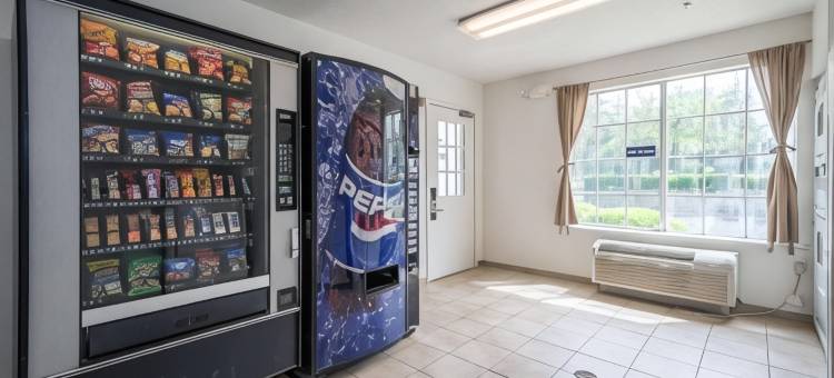 格鲁吉亚州亚特兰大罗斯维尔汽车旅馆酒店 6 号(Studio 6 Roswell, GA - Atlanta)图片