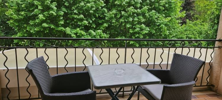 乐蒙特巴拉尔酒店(Hôtel le Mont Barral)图片