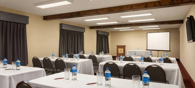 鸽子谷北华美达酒店(Ramada by Wyndham Pigeon Forge North)图片