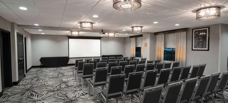 罗利市区北部拉昆塔温德姆套房酒店(La Quinta Inn & Suites by Wyndham Raleigh Downtown North)图片