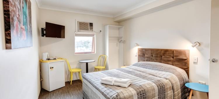 阿瑞娜酒店(Arena Hotel (Formerly Sleep Express Motel))图片