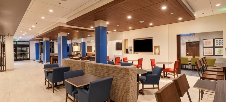 智选假日套房酒店道奇城(Holiday Inn Express & Suites Dodge City)图片