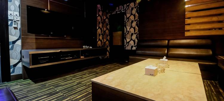 红门Plus酒店-近巴淡DC购物中心(RedDoorz Plus near DC Mall Batam)图片