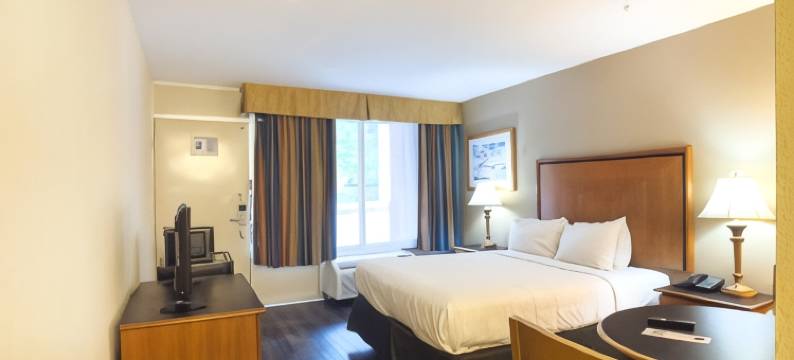 OYO Hotel Harriman Near I-40图片