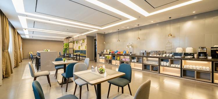 如家商旅酒店(沈阳奥体中心地铁站大奥莱店)图片