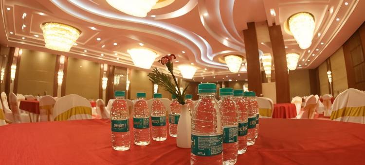 钦奈瑞加纳塔中央RS奥马尔酒店(Regenta Central RS Chennai OMR Sipcot)图片