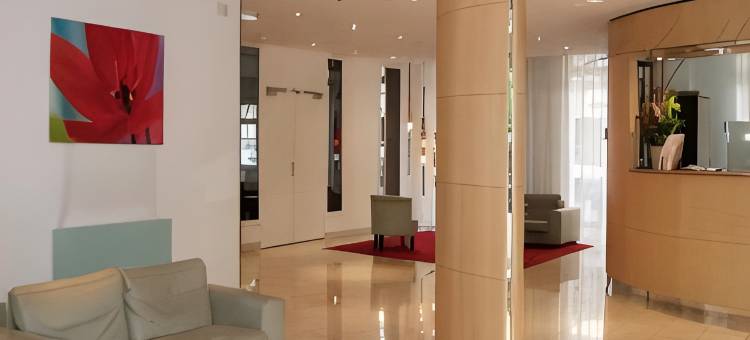 塞祖尔阿菲尔库尔布瓦兰德奥尔切酒店(Séjours & Affaires Courbevoie Grande Arche)图片