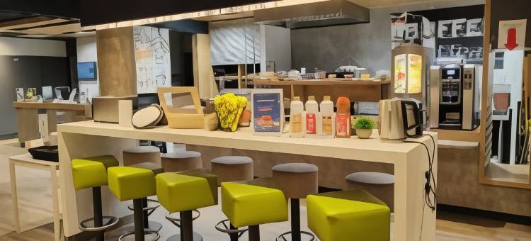 宜必思快捷日内瓦圣热尼普伊酒店(Ibis Budget Saint-Genis-Pouilly Genève)图片