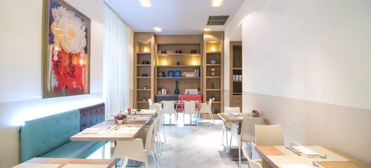 圣安娜珀蒂宫马克斯酒店(Petit Palace Marques Santa Ana)图片