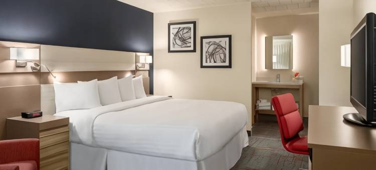 印第安纳温德姆华美达酒店(Ramada by Wyndham Indiana)图片