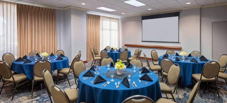 希尔顿欢朋套房酒店-堪萨斯城乡村俱乐部广场(Hampton Inn & Suites Kansas City-Country Club Plaza)图片