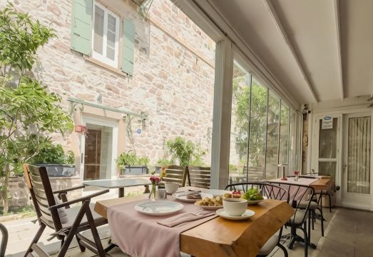 Cunda Ilios Hotel Overview