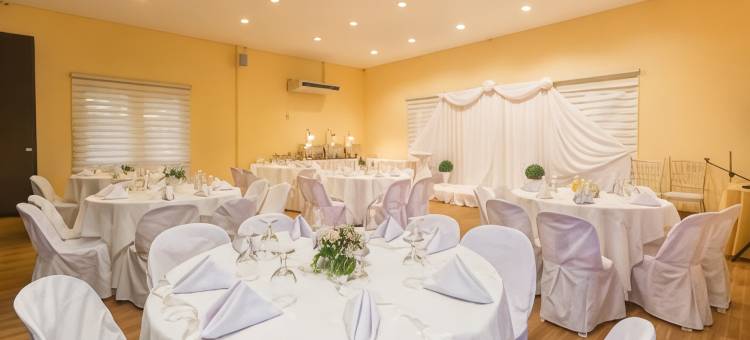 甲万那端麦客达温德姆酒店(Microtel by Wyndham Cabanatuan)图片