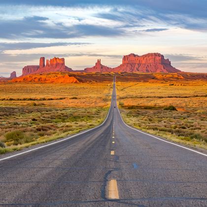 美国黄石国家公园+拉斯维加斯+羚羊峡谷+大提顿国家公园+布莱斯峡谷国家公园16日15晚私家团