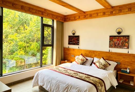 尔吉雅舍伴山而眠·林间小屋