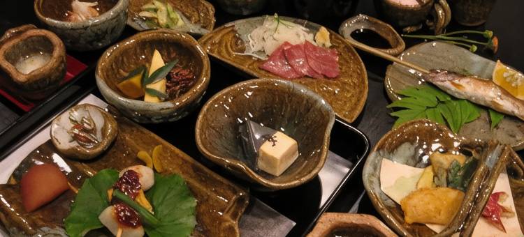 Satoyado Tsukinoya图片