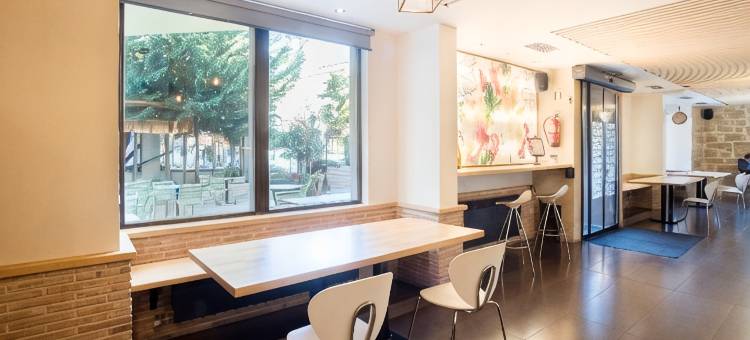 阿洛佩酒店(Hotel Arrope)图片