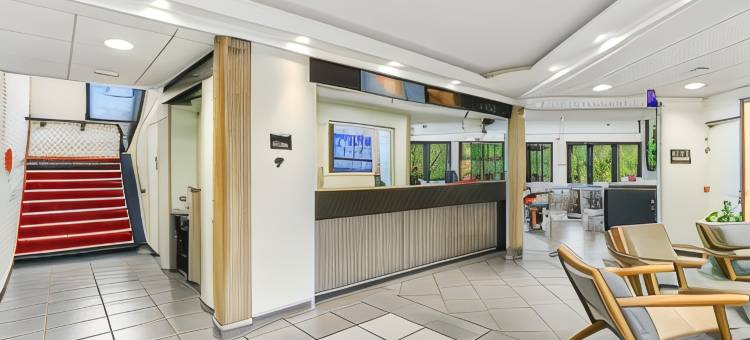 AKENA酒店拉费尔特伯纳德(Hôtel Akena la Ferté Bernard)图片