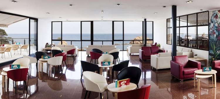 雷玛格兰酒店(Gran Hotel Reymar 4 Sup)图片