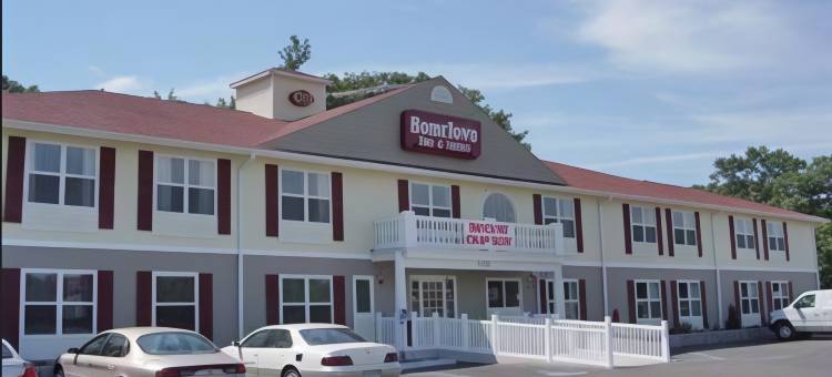 客栈&套房酒店(Hometown Inn & Suites)图片