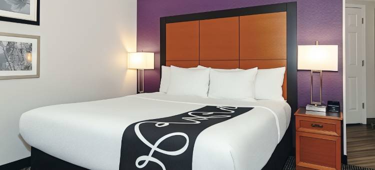 安大略机场拉昆塔温德姆套房酒店(La Quinta Inn & Suites by Wyndham Ontario Airport)图片