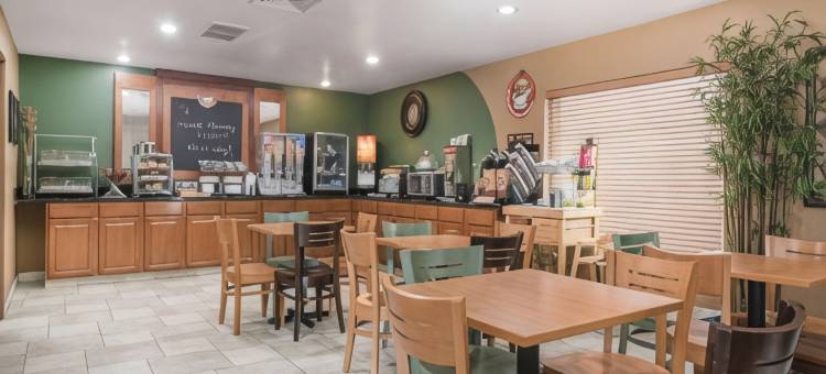 豪生斯顿-得梅因美吟温德姆酒店(AmericInn by Wyndham Johnston des Moines)图片