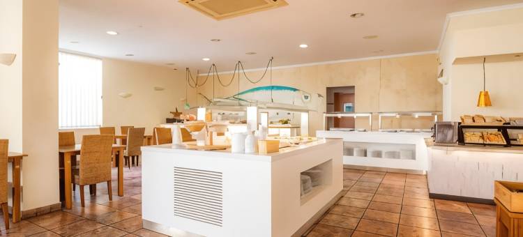 波尔图摩斯俱乐部日光广场海滩度假酒店(Clube Porto Mos - Sunplace Hotels & Beach Resort)图片