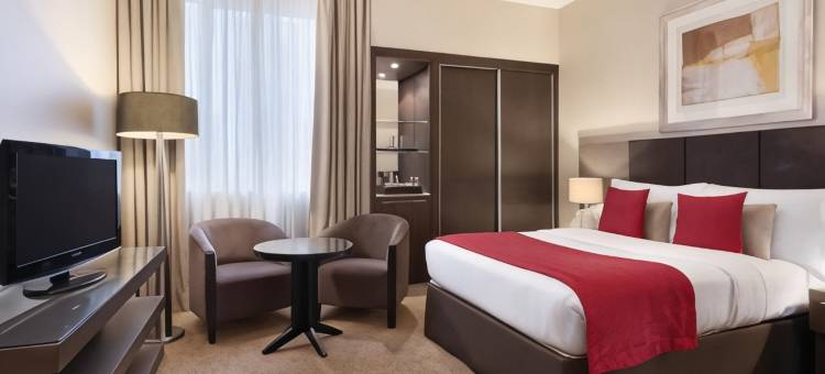 阿布扎比市中心华美达酒店(Ramada by Wyndham Abu Dhabi Downtown)图片