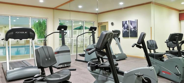 罗克福尔斯丽怡酒店(Country Inn & Suites by Radisson, Rock Falls, IL)图片