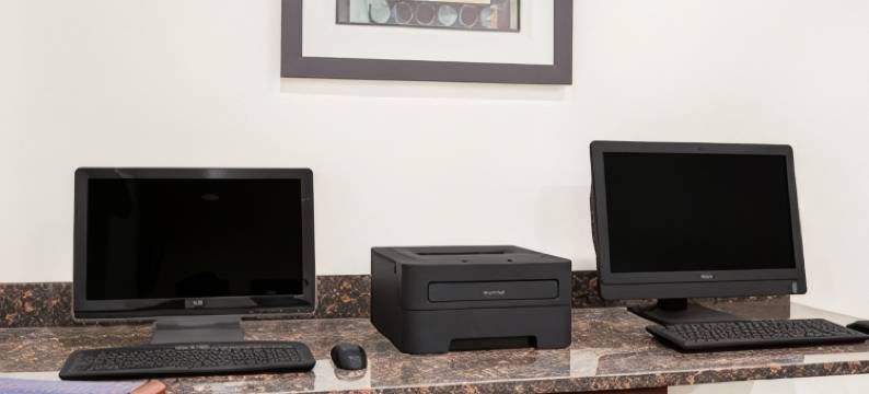 锡达福尔斯温德姆速8酒店(Super 8 by Wyndham Cedar Falls IA - University)图片