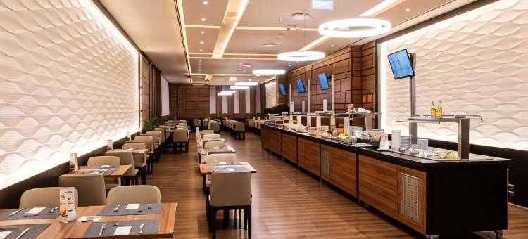赫维兹邦维塔尔酒店-限成人入住(Bonvital Hotel Hévíz Superior Adults Only)图片