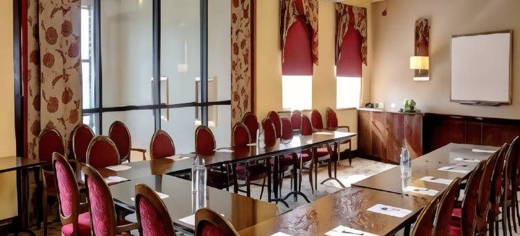 帕斯彻斯酒店(Pastures Hotel)图片