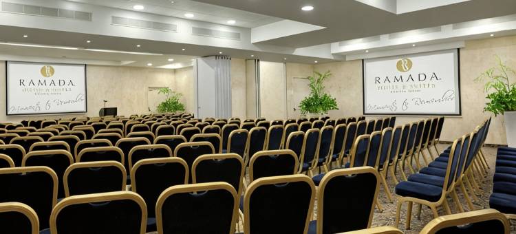 涅坦亚温德姆华美达套房酒店(Ramada Hotel & Suites by Wyndham Netanya)图片