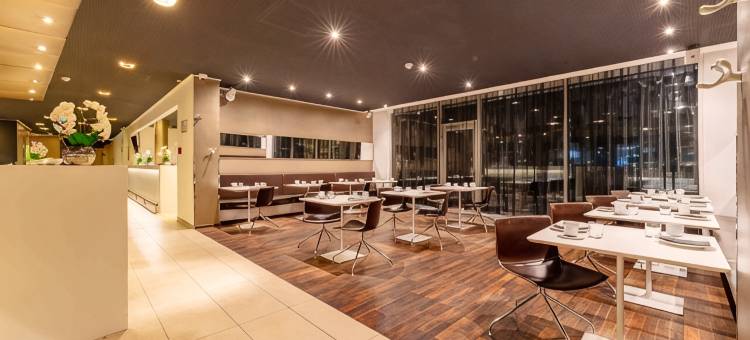 维也纳煤气罐区广场酒店(PLAZA INN Wien Gasometer)图片
