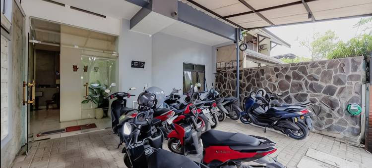 红门酒店普拉斯@D San布阿巴图公寓(RedDoorz Plus @ D San Residence Buah Batu)图片