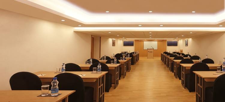 红狐酒店(柠檬树酒店集团，东德里)(Red Fox by Lemon Tree Hotels, East Delhi)图片