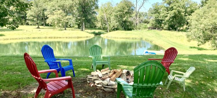 Our 80-Acre Farm, Lake, Nature Trail, Bonfires, Starry Nights  2 Miles Grafton图片