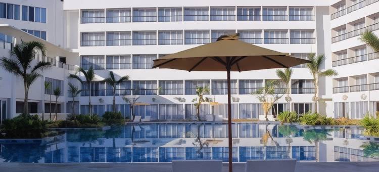 玛达利卡库塔拉贾酒店度假村及会议中心(Raja Hotel Kuta Mandalika Resort & Convention)图片